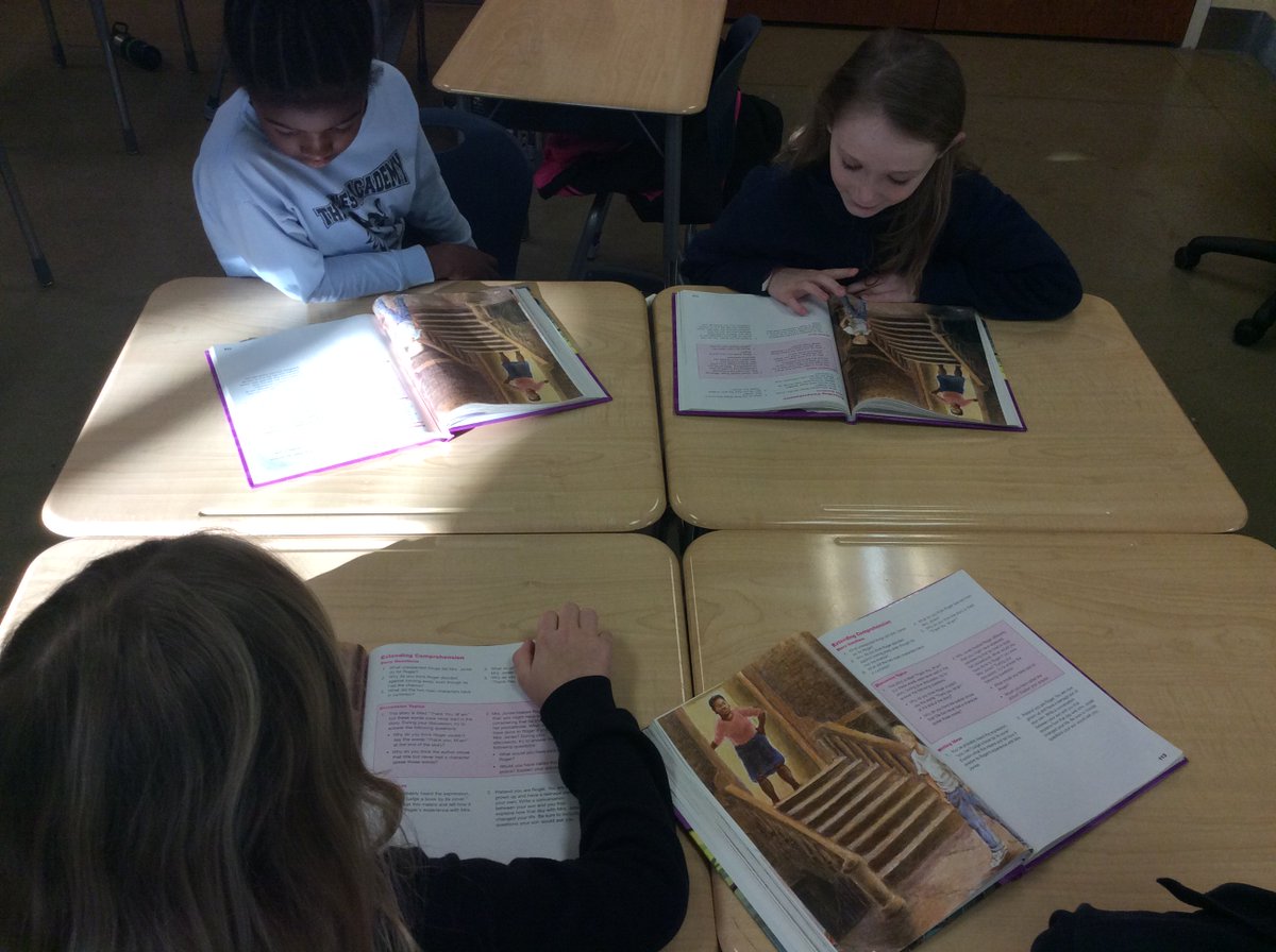 Thales_WF's tweet photo. Third graders in Mrs. Livingston's class think critically together to answer comprehension questions from their Analogy story. https://t.co/9Cz2JtappZ