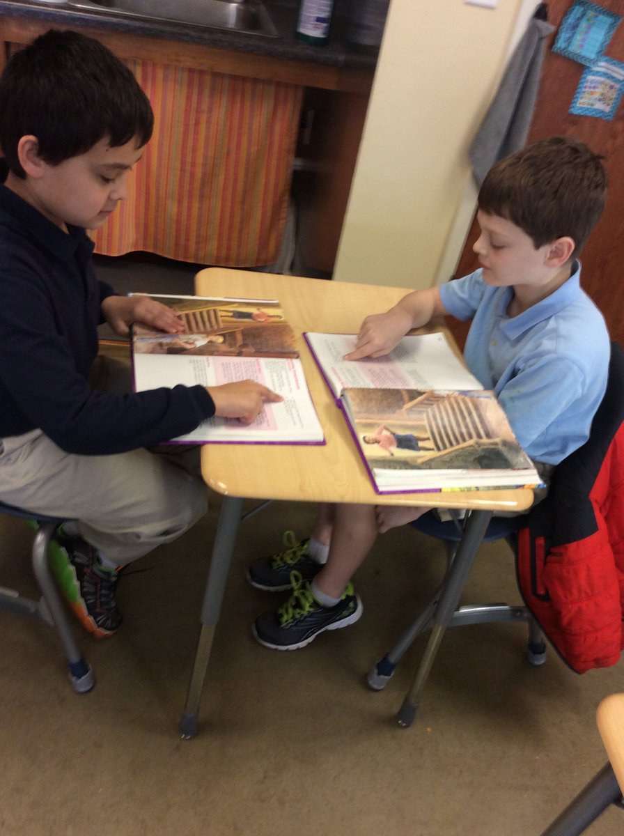 Thales_WF's tweet photo. Third graders in Mrs. Livingston's class think critically together to answer comprehension questions from their Analogy story. https://t.co/9Cz2JtappZ