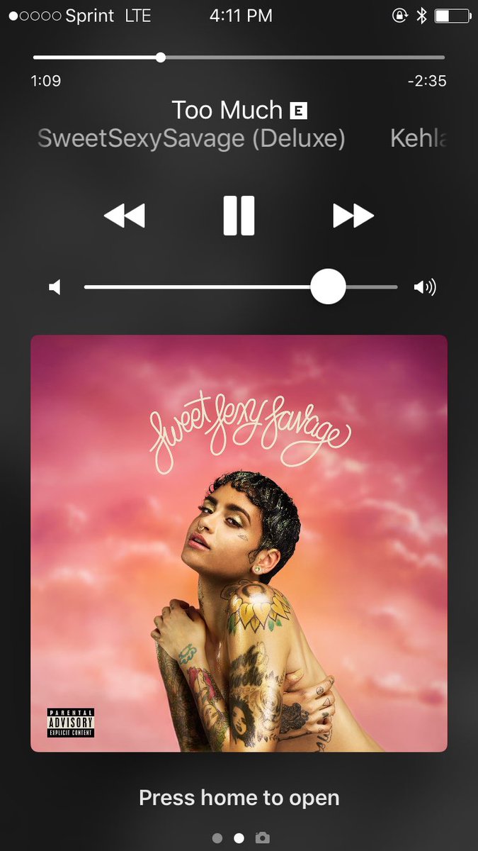 AKGeora's tweet photo. Yess bae 😛 💕 @Kehlani https://t.co/CzafeaSm07