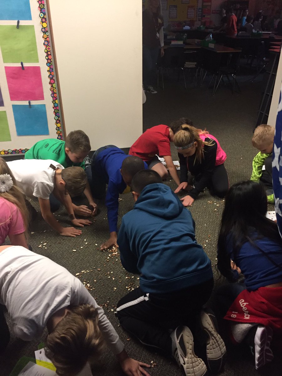 alundy0530's tweet photo. We had a peaceful and meaningful mission simulation in 4th grade today! #empathy #texashistory #missions @Jencsmith01 https://t.co/g1S1A6tu7j