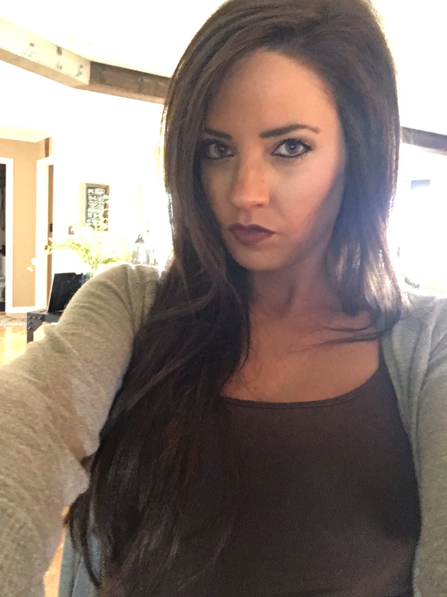shanda018's tweet photo. I've gone back to the dark side💇🏽 https://t.co/4oJAXUKrWX