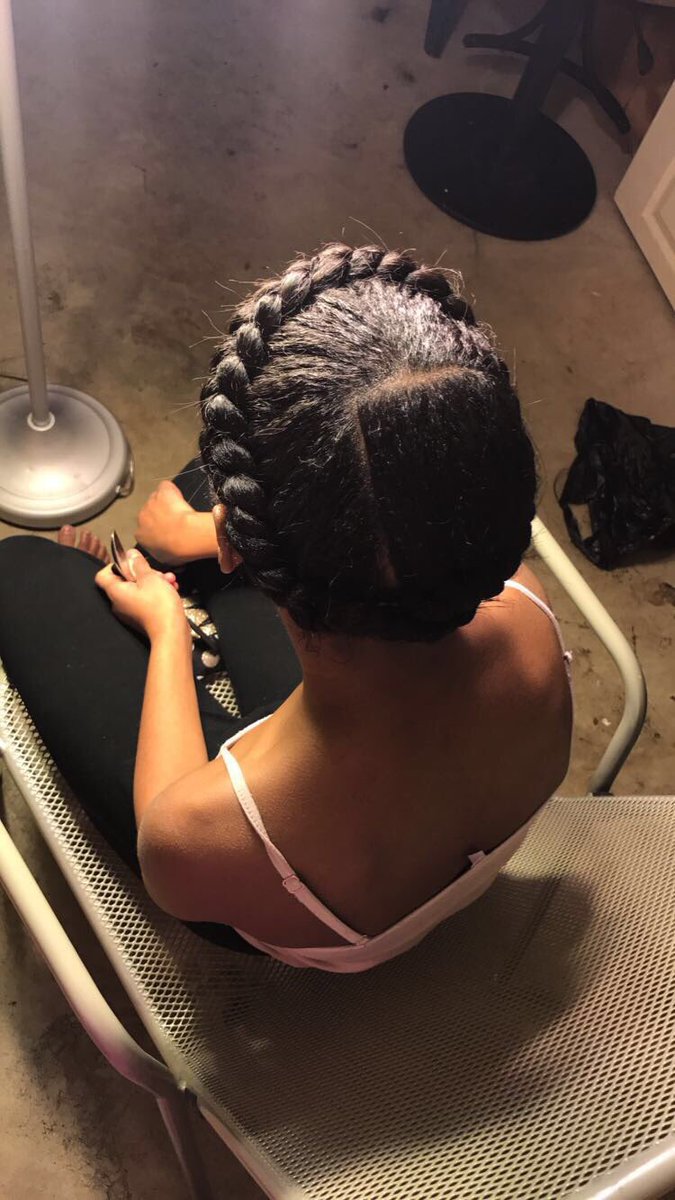 Richeslay's tweet photo. Halo braid😍😃😃😃 dm me https://t.co/uHXyW8sdHK