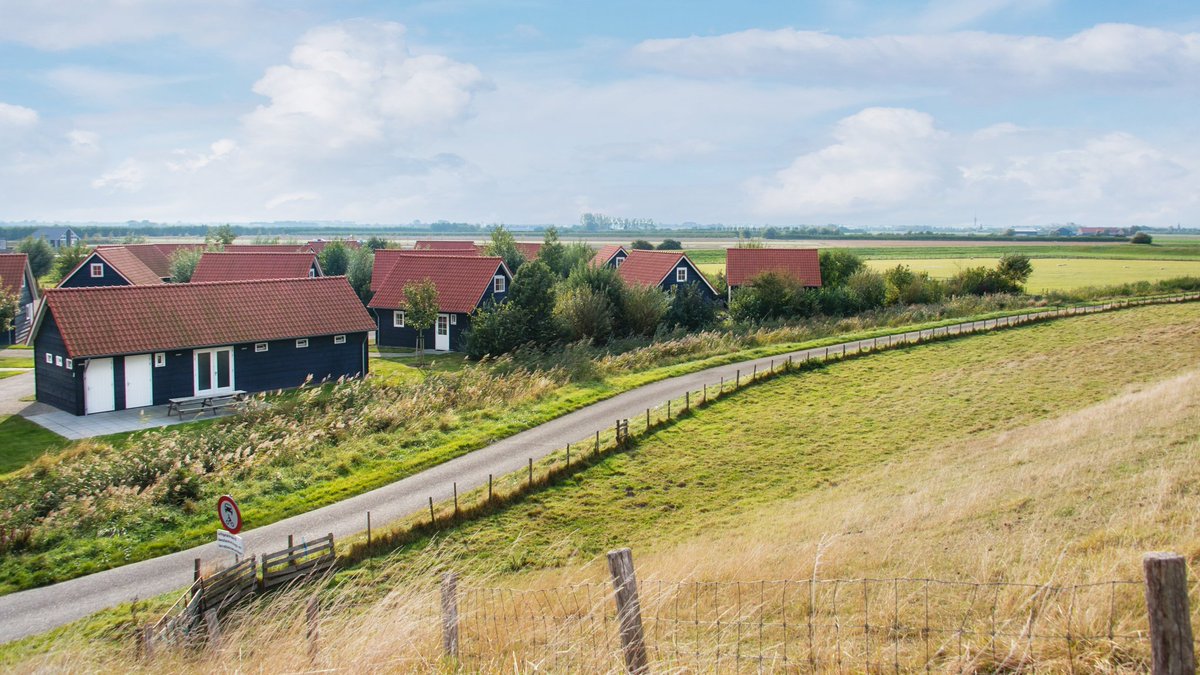 Binnenkort een paar dagen er tussenuit? Kom genieten in Zeeland! stelhoeve.nl/kortingsacties 
#zeeland #vakantie #korting