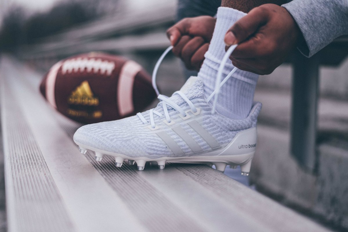 adidas ultra boost 3.0 cleat triple white
