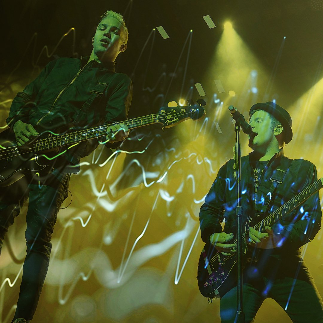 MTV_Live's tweet photo. Don't miss tonight's premiere of @falloutboy's #BoysOfZummerTour Live in Chicago @ 9PM EST only on #MTVLive #FallOutBoy https://t.co/uyfkE2Ta3Y