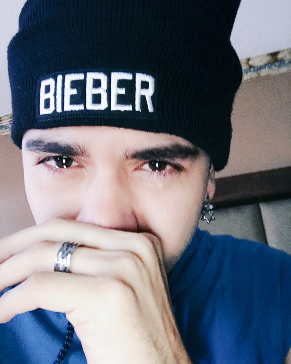 Juandedios_P's tweet photo. RT SI ESTAS CONMIGO EN ESTO 💎 #1millondePANTOJITAS 💙 https://t.co/FC575QHDmH
