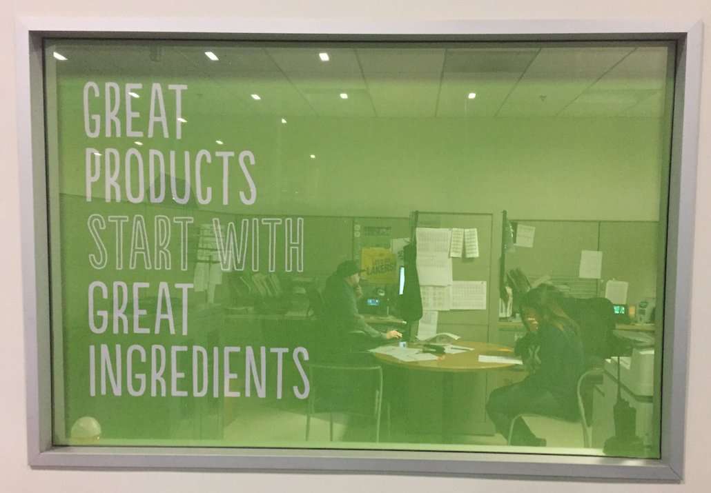 SCGPrinting's tweet image. Learn more about our #WindowGraphicsInstallation capabilities by reading our recent #casestudy! tinyurl.com/hcm7cop