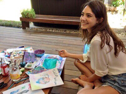 MomentoMagic's tweet image. #MomentoMágico
¿Y quién es la otra gran brujita? Es la preciosa @Cathtty 
Una gran tejona