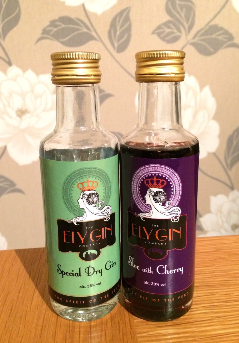 ph1l_3's tweet photo. It's a posh gin kinda night #elygin https://t.co/7U56rAdd95