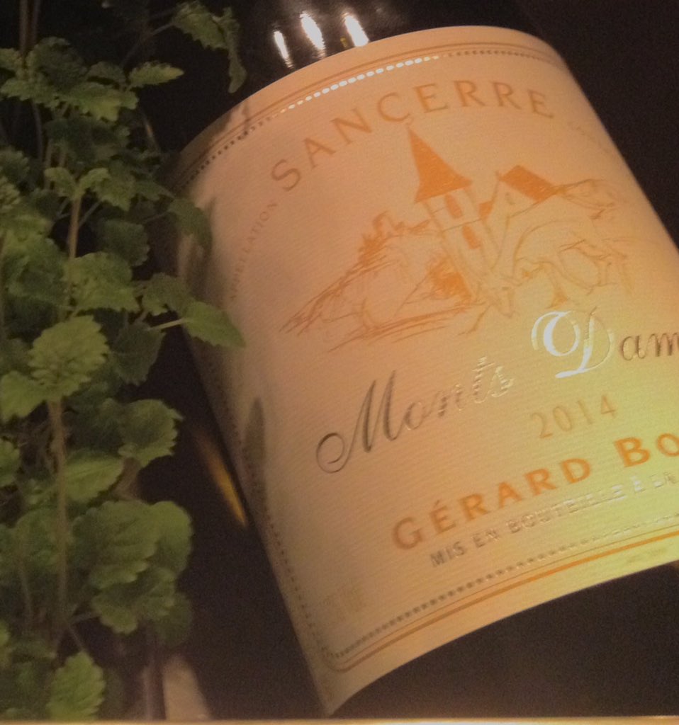 1+1 accord parfait! Sancerre de Gérard Boulay et Arancini au safran seulement au Pullmam bar vin. #épices#dégustation#accordmetsetvins