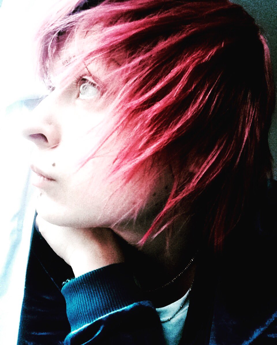 AgiroMovement's tweet photo. Day dreamer, night thinker. #live #free #queer #gay #lesbian #dyke #tomboy #boi #nogender #nogenre #norules #resist #exitmatrix #activist ⭕️ https://t.co/aQyZxuzzZJ