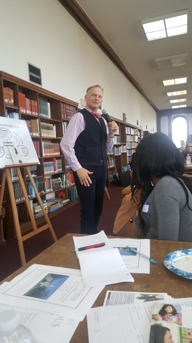 IPDanaB's tweet photo. Great day of learning with 2 great teachers! #readingandwritingconnection #readaloud #lifelonglearners @BBCMES @lester_laminack https://t.co/xBzKlOZgVD