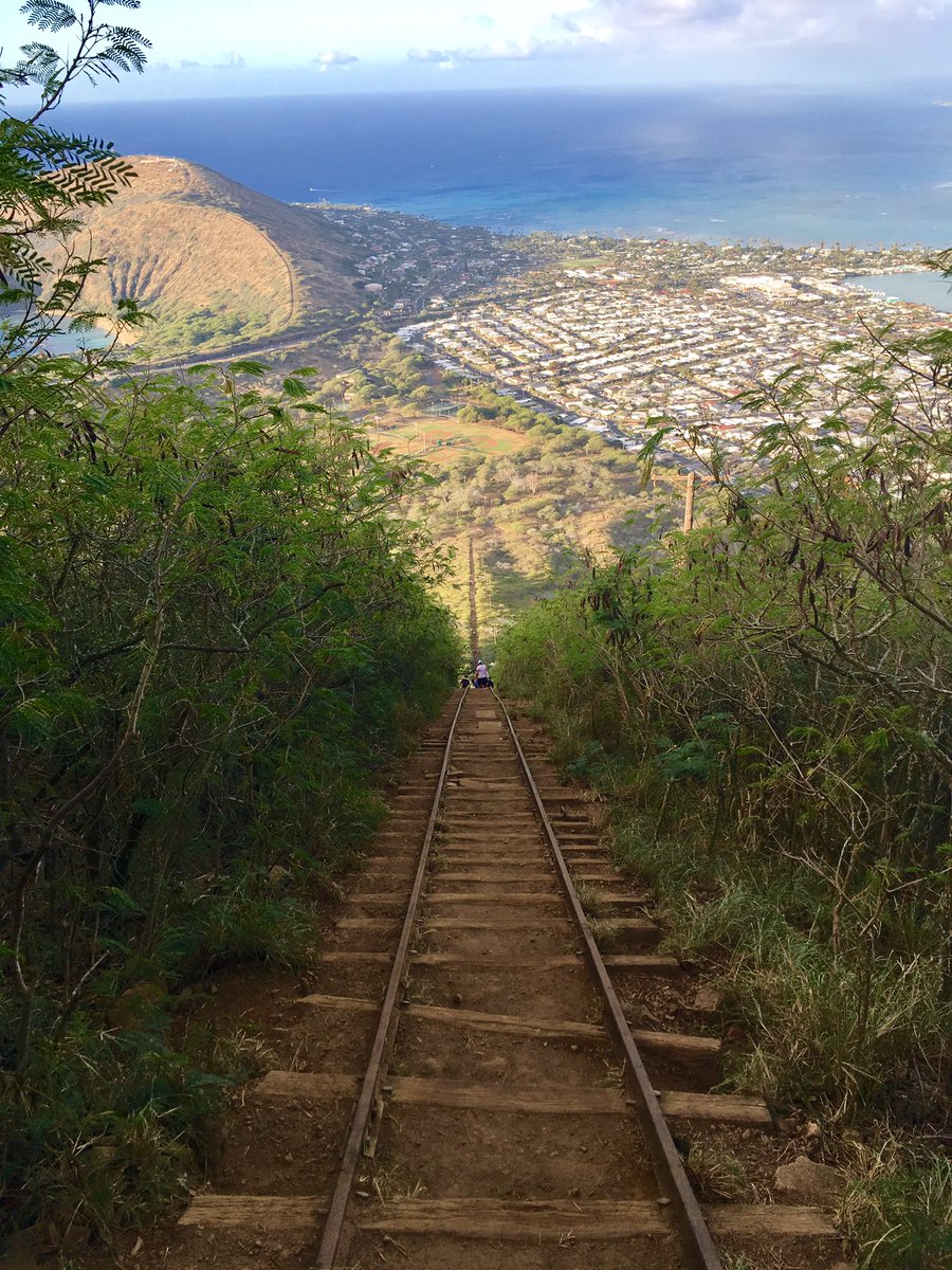 Mission accomplished! 👍🏻 Thanks for the amazing rec <a href="/melzfeld/">Melanie Feldman</a> !