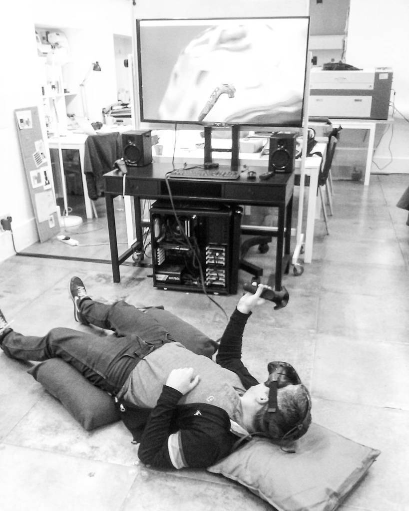 Moving_Pro's tweet photo. Exploring the unknown each and every day

@roomonelondon 
#RoomOne #VR #virtualreality #me… https://t.co/BarFxJKY4u https://t.co/2DkEyO4dTh
