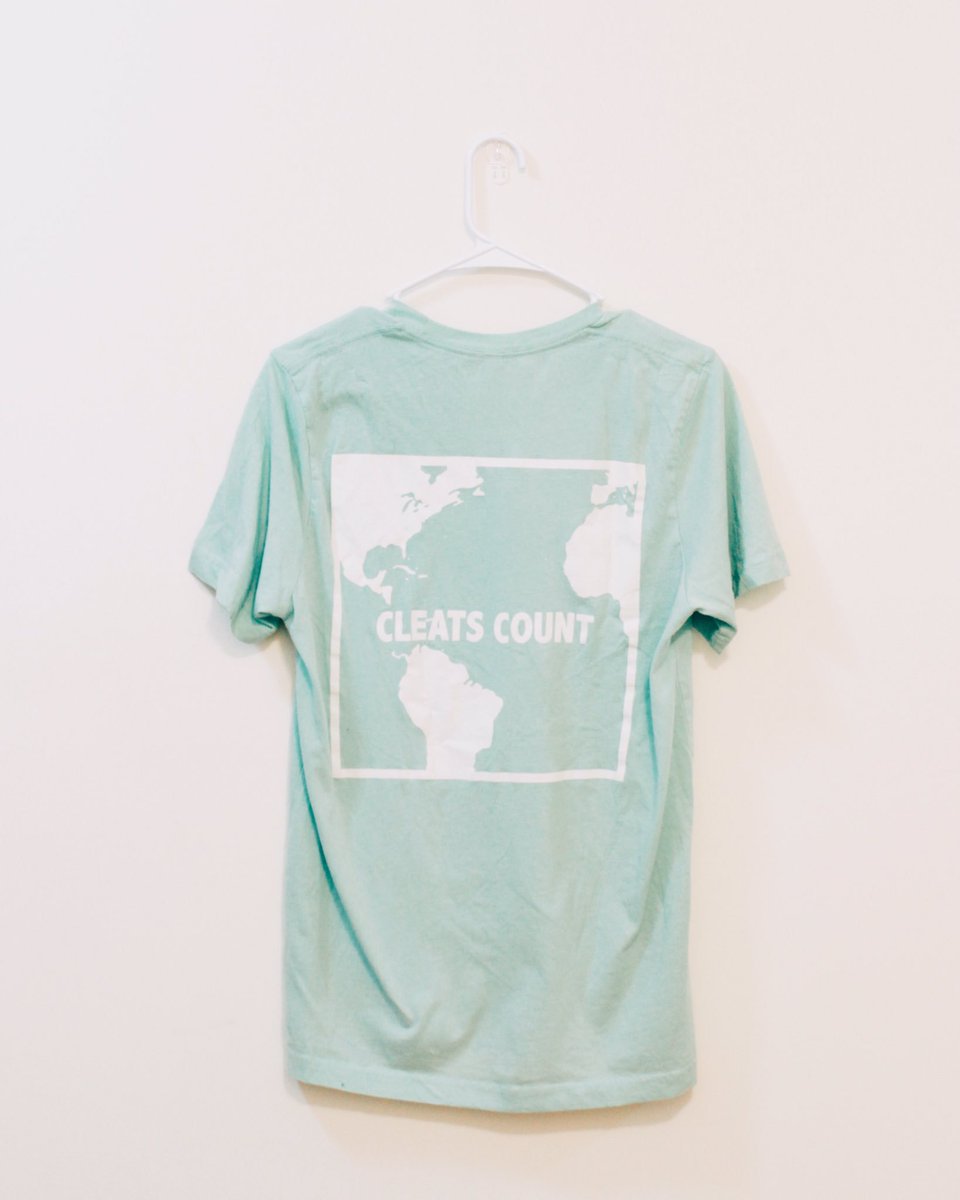 crossbaroffcial's tweet photo. G I V E A W A Y!! Giving away the LAST ever original CC Tee from our first apparel line! RT &amp; follow to enter! Why? Cuz we love you. 📦📦 https://t.co/gNop1WiPy3