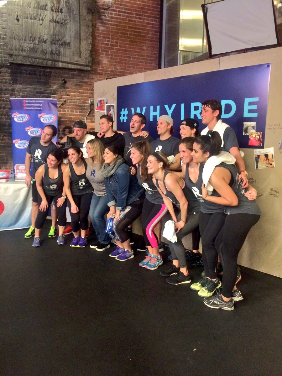 everybodyfights's tweet image. We are stronger together 🙌🏼 @ResolutionbyPMC #TheResolution