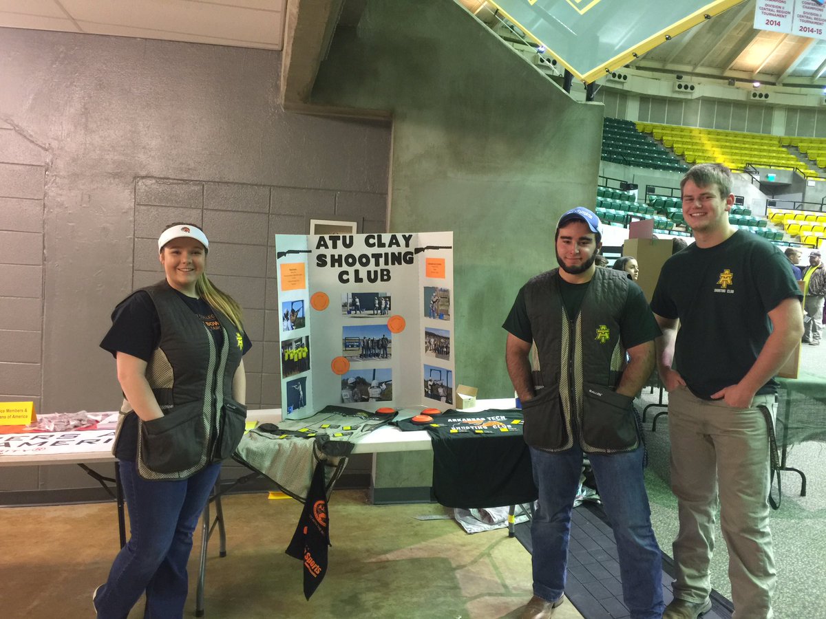 helmichconnie's tweet photo. Some of the members of the Arkansas Tech University Clay Shooting Team this week atTime Out for Tech.  Great job!! @drrbowen #toft17 https://t.co/ZXx4F4Grdg