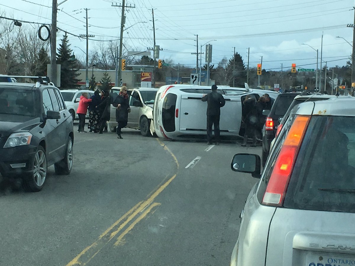 RPMcClung's tweet image. #Barrieaccident Does anyone know if persons involved in this accident are alright? #BigBayPoint #Yonge