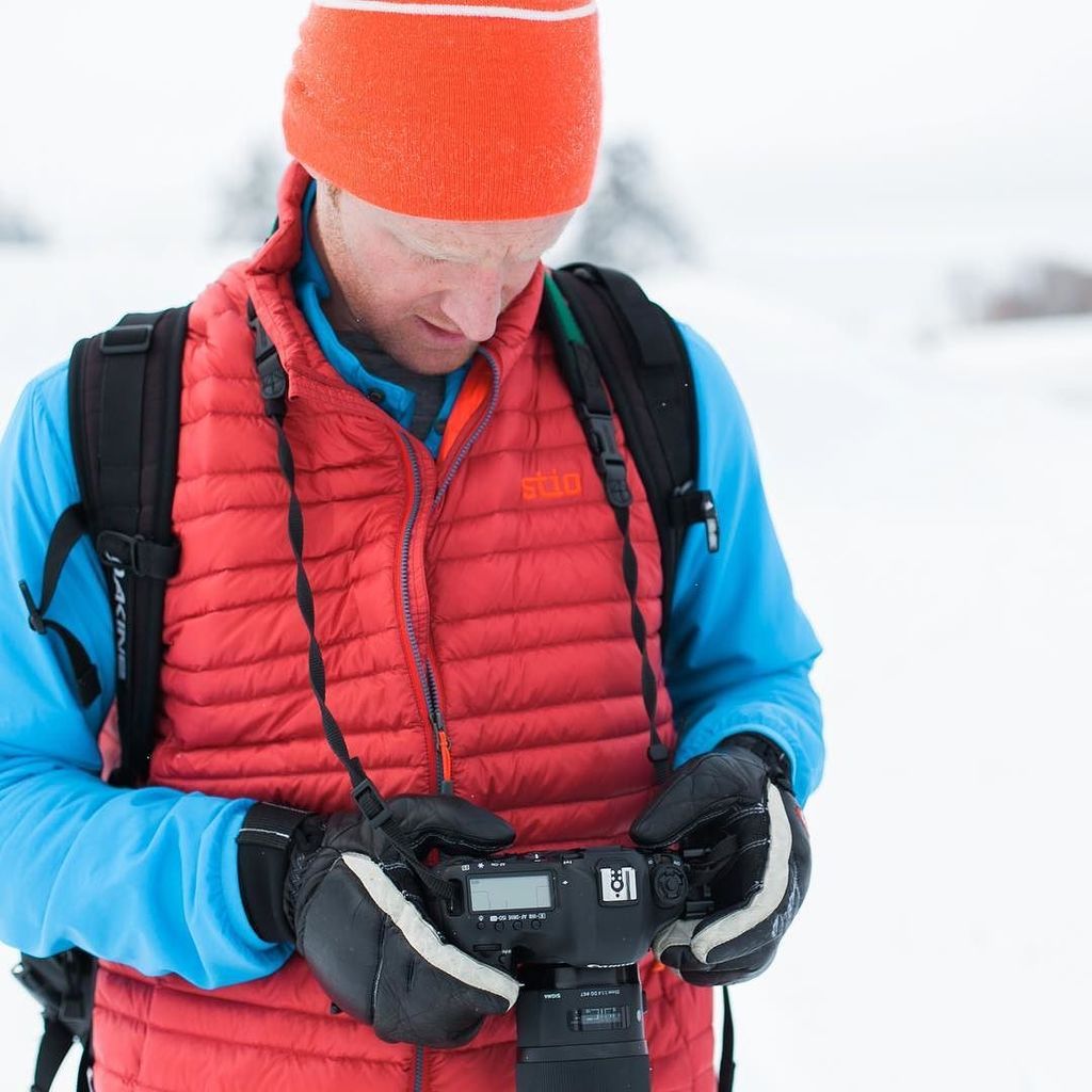 TSGJacksonHole's tweet photo. LAYERS || The new Pinion Vest is exactly what you need for layering in this winter weather. We're loving it on our … https://t.co/VnZeeu7LX1