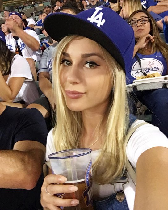 #dodgers #dodgerstadium #la #cali #california #mlb #baseball #model #nofilter #blonde #followme #follow