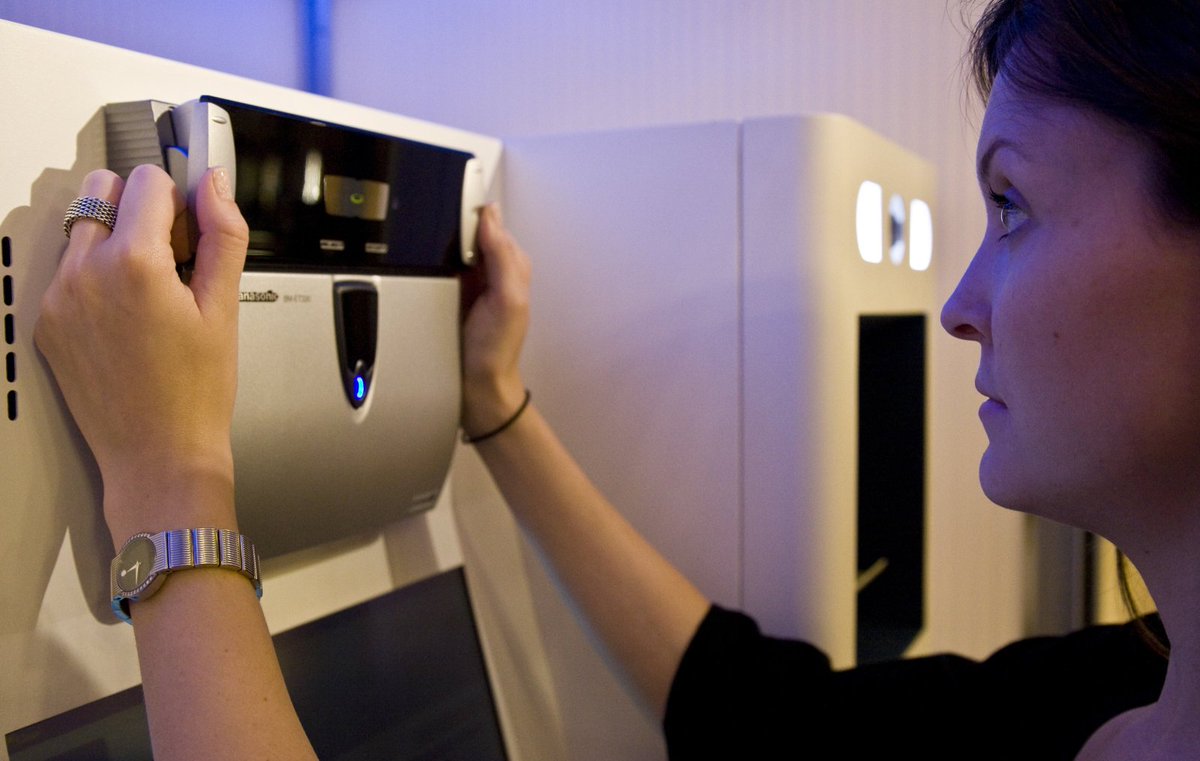 evonthemagician's tweet image. Facial recognition will replace passports in Australia via @engadget #biometrics engt.co/2jys8vl