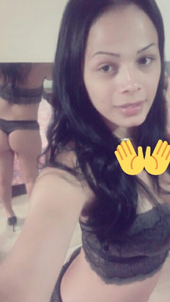 BrunaPorn's tweet photo. Boa noite . https://t.co/o3wq5DVEfc