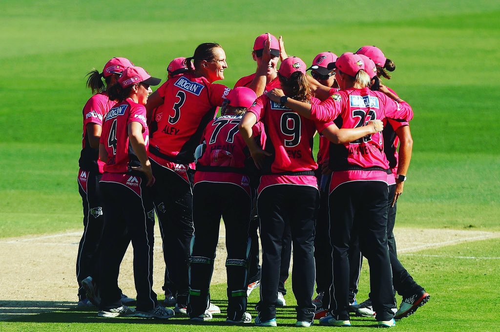 #WBBL final today! Sixers v Scorchers, 1:30pm AEST or 10:30am for you Perth people, all live on channel 10. #smashemsixers