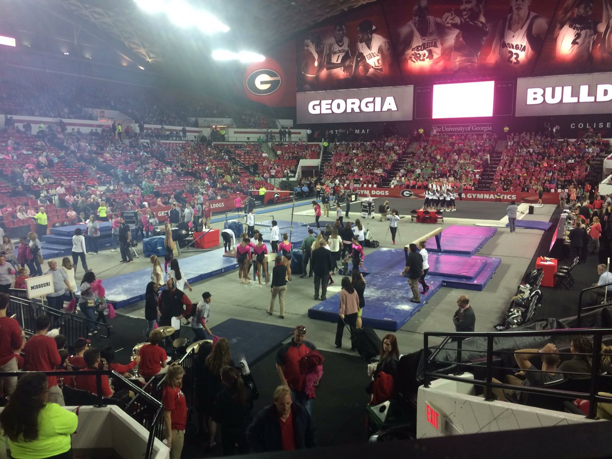 KevinCopp's tweet image. Back on the @SECNetwork+ tonight calling Georgia-Missouri with @cathires. Tune in at 7:00! es.pn/2iapnvZ