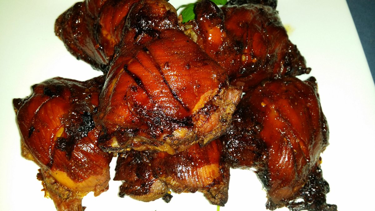 regis_chef's tweet photo. Add some authentic Caribbean sweet &amp; sour jerk chicken Chef-Regis info 503 915-8335 https://t.co/LBFesiNEjJ
