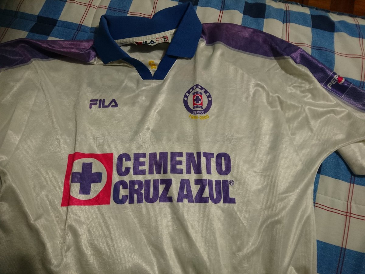 empires39's tweet photo. @futaztecadep #ViernesBotanero #PlayeraRetro #VamosCruzAzul https://t.co/eGVqgSBZFi