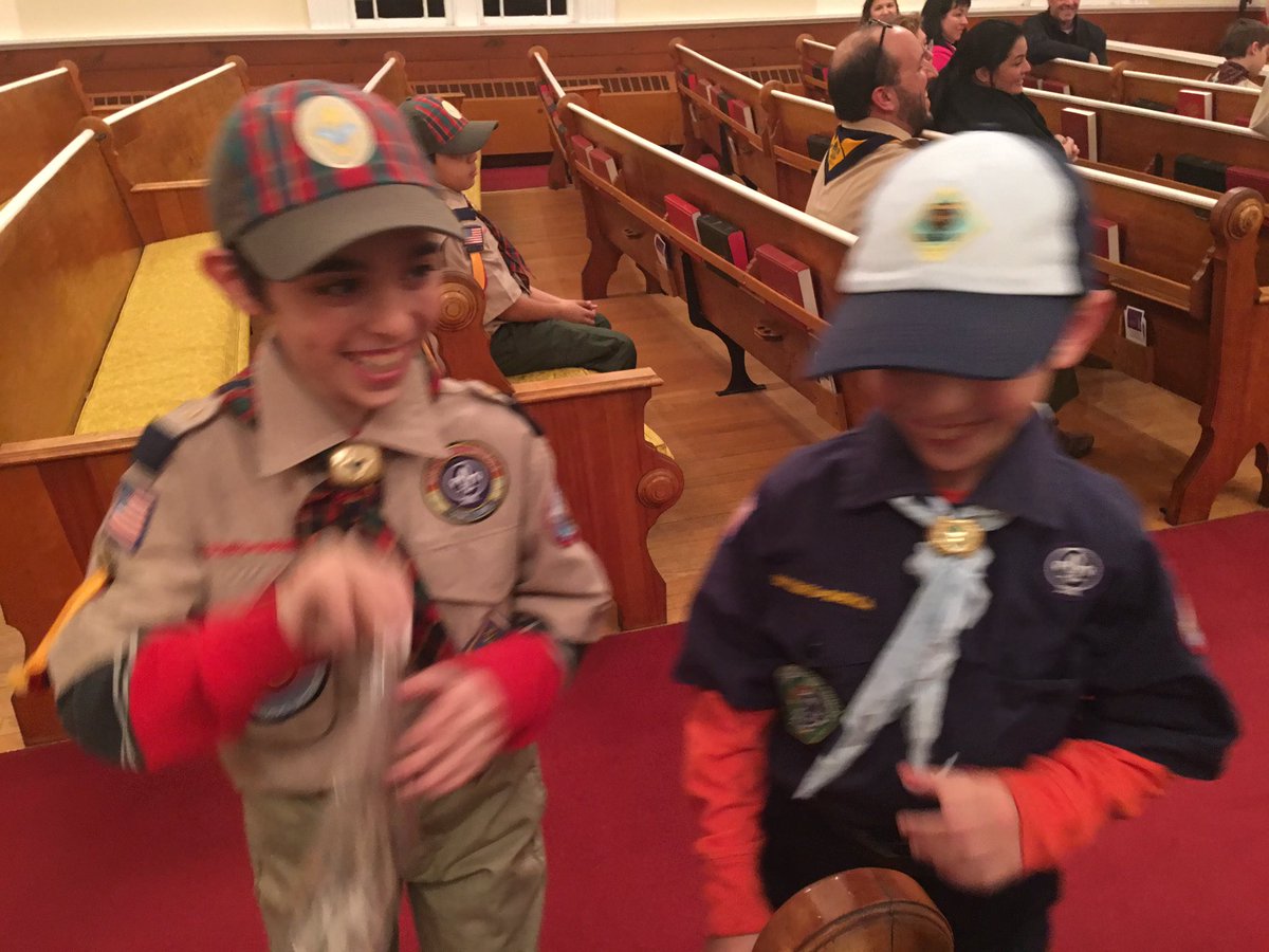 MaxLRosenberg's tweet image. So proud of my scouts! #topseller #everyBeltLoop #TrailsEndPopcorn #cubscouts