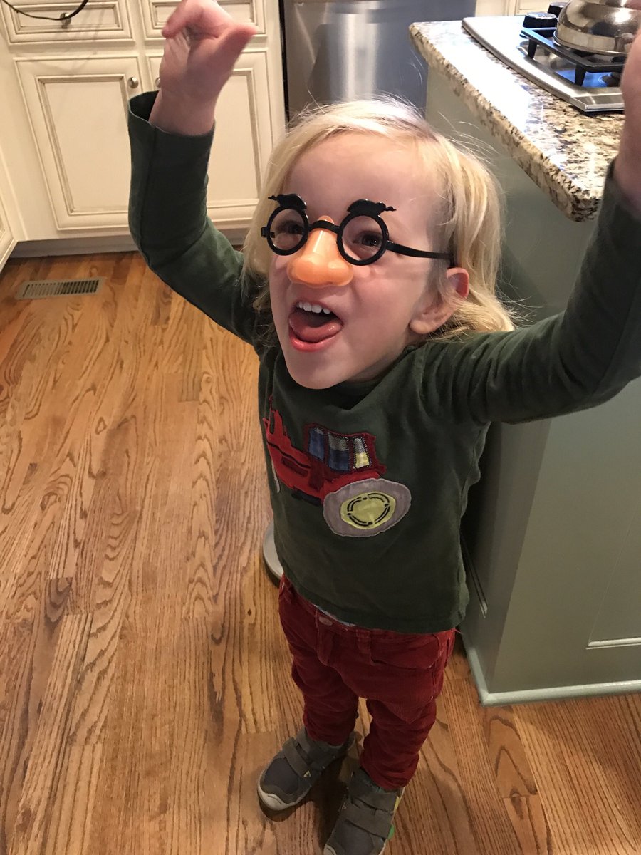 kurtwardesq's tweet photo. @NoZeBrotherhood This kid plans to satchel on https://t.co/WecVqlXkKv