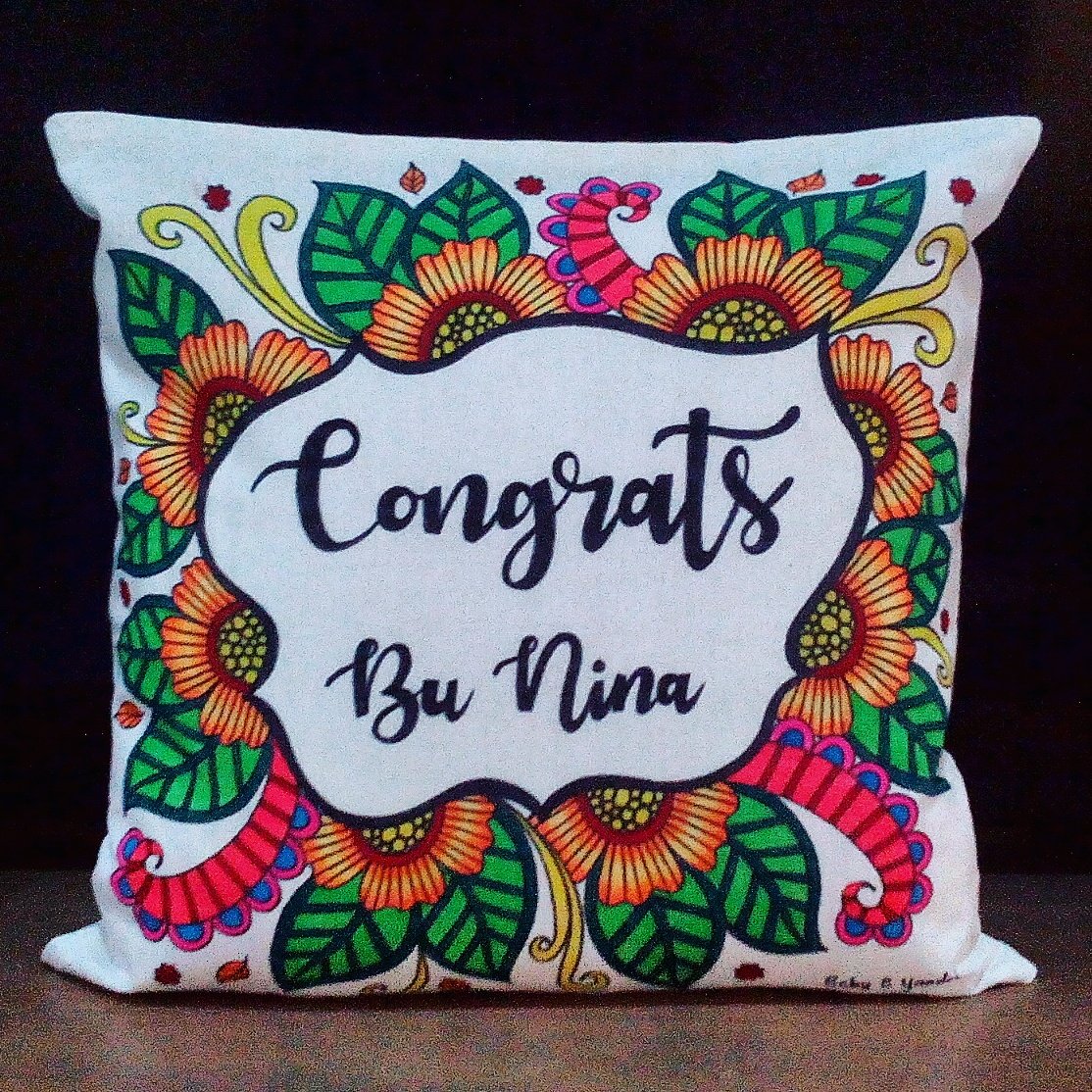 RiniRRusli's tweet photo. Doodle cushion.

#RinRusDoodleArt #sarungbantalsofa #kadounik #handmade #GiottoDecorTextile #ArtlineShirtMarker https://t.co/ZiDOcflNSn