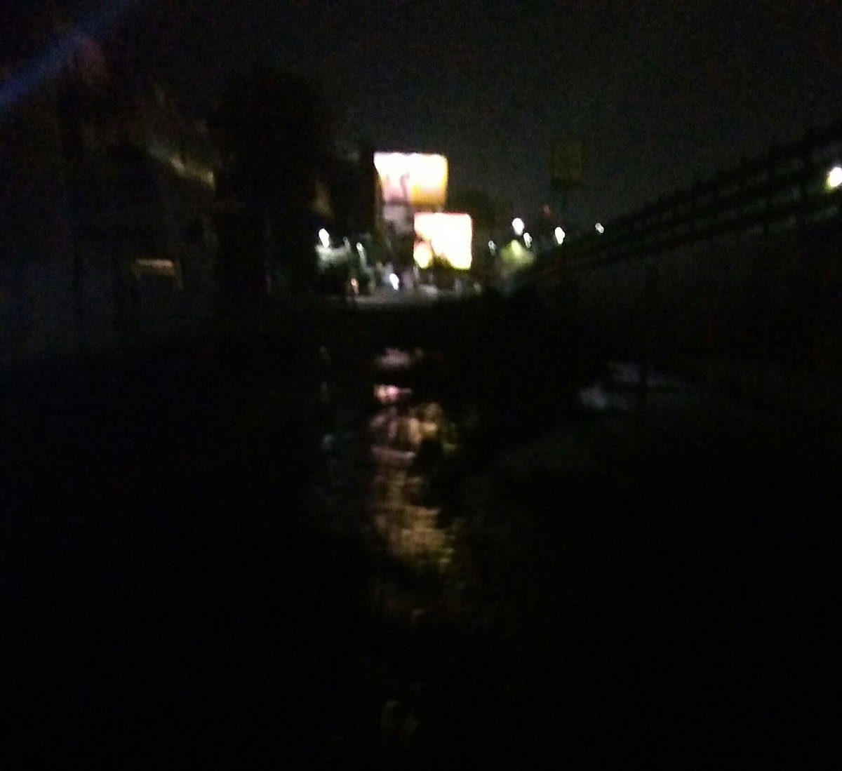 cyclewallah84's tweet image. Pic 1 - Street lights are doomed. 
Pic 2 - Same place in daylight.
@Footpath_India #Walkability is not enough, we need #Swimability as well