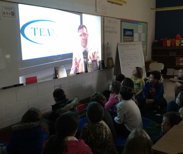 TreviliansElem's tweet photo. Today all of our students on #TeamLCPS heard a special message from our Superintendent, Mr. Straley. He encouraged each of us to work hard! https://t.co/0nJG0bPDbB