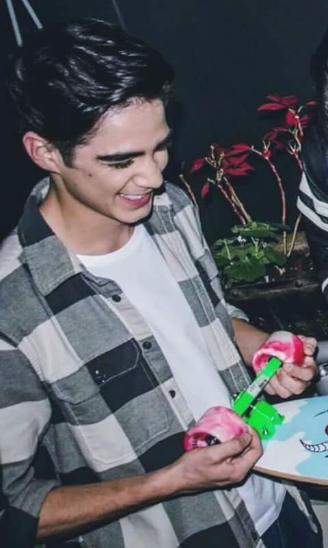 HermanasCoders5's tweet photo. Especial de Jos 😗 😍 14/?
Anii💙 https://t.co/bZbw8H4sLb