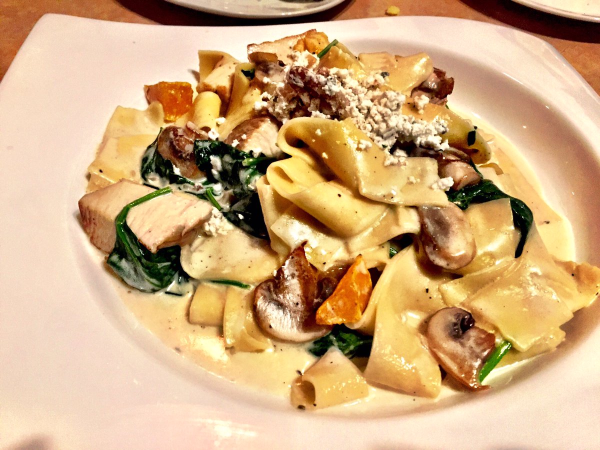 Passports_Grub's tweet photo. When dinner was so good last night you have to return!! That's good food!! #Murfreesboro #foodie #tennesseeblogger #5Senses https://t.co/D5Ywk2Siz9