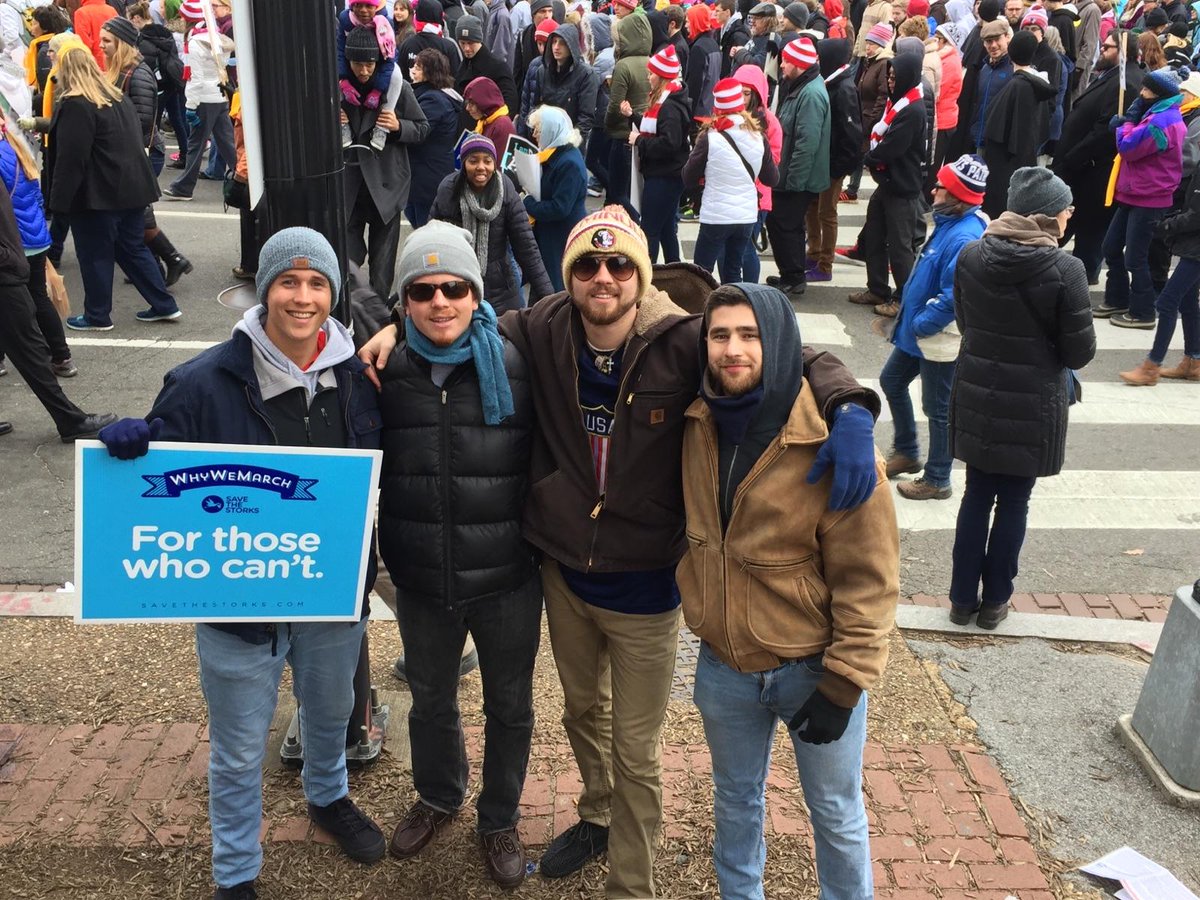 Imm05M's tweet photo. #myjohnny at today's @March_for_Life #WhyWeMarch #MarchForLife #respectlife #hearusroar @avemariauniv https://t.co/UBrrbvN4Mq