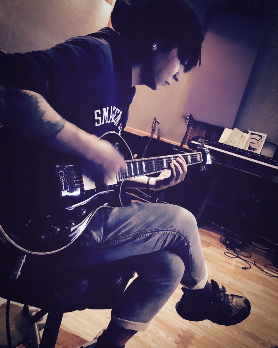 Vamps K A Z Is Tracking The Guitar Vamps Hyde Kaz