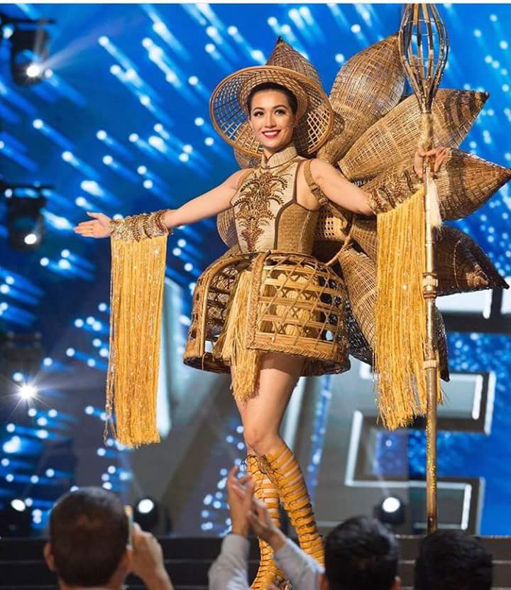 LmThy1's tweet photo. Vote for #MissUniverse 
#missuniversevietnam #vietnam #lehang #DangThiLeHang https://t.co/OoHNN71fSN