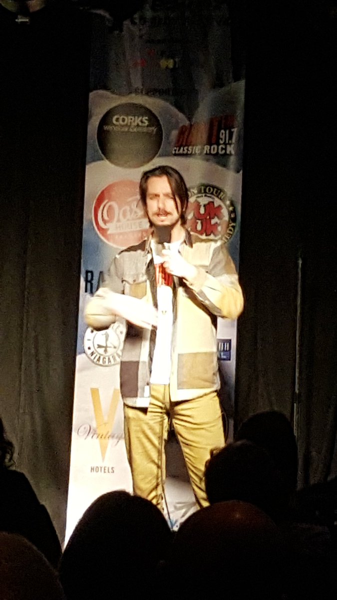 CorksWinebarEatery tweet media