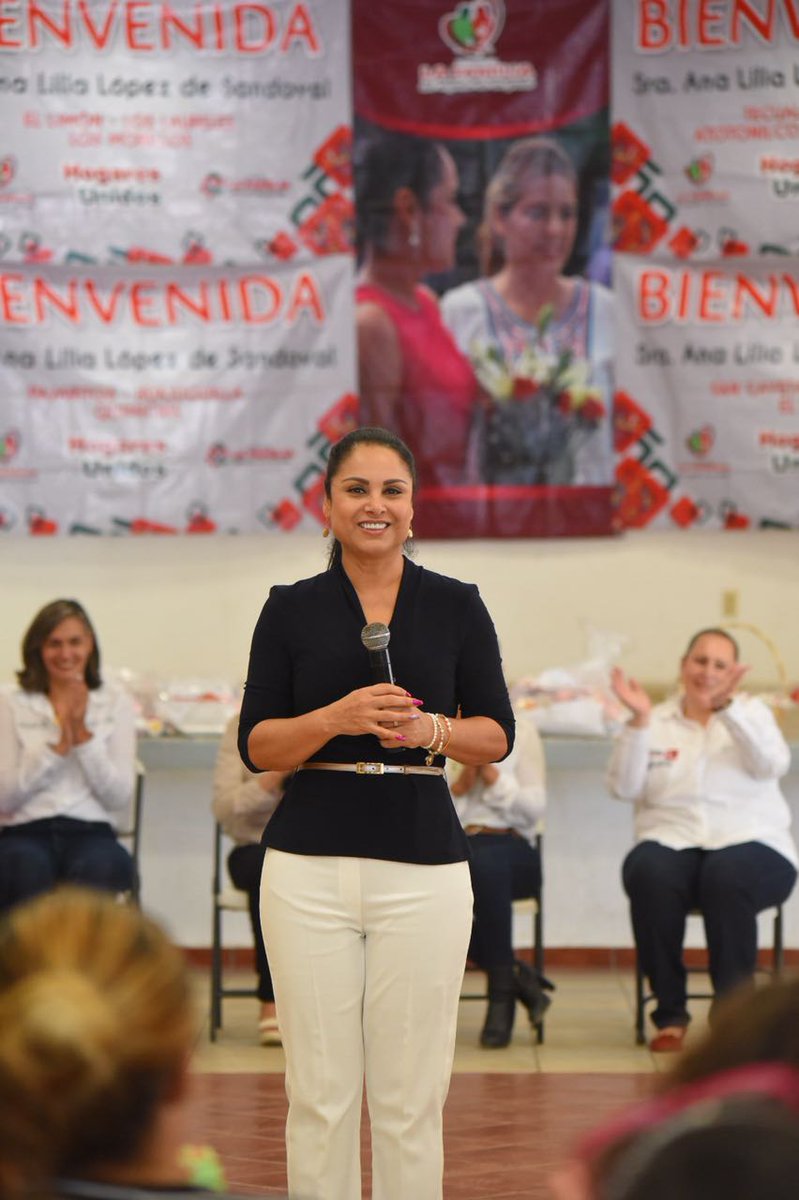 Analilialopezt's tweet photo. Disfrutando el compartir el trabajo con mujeres comprometidas en Nayarit ¡¡ Somos la fortaleza de nuestras familias. https://t.co/3uUepMsD5n