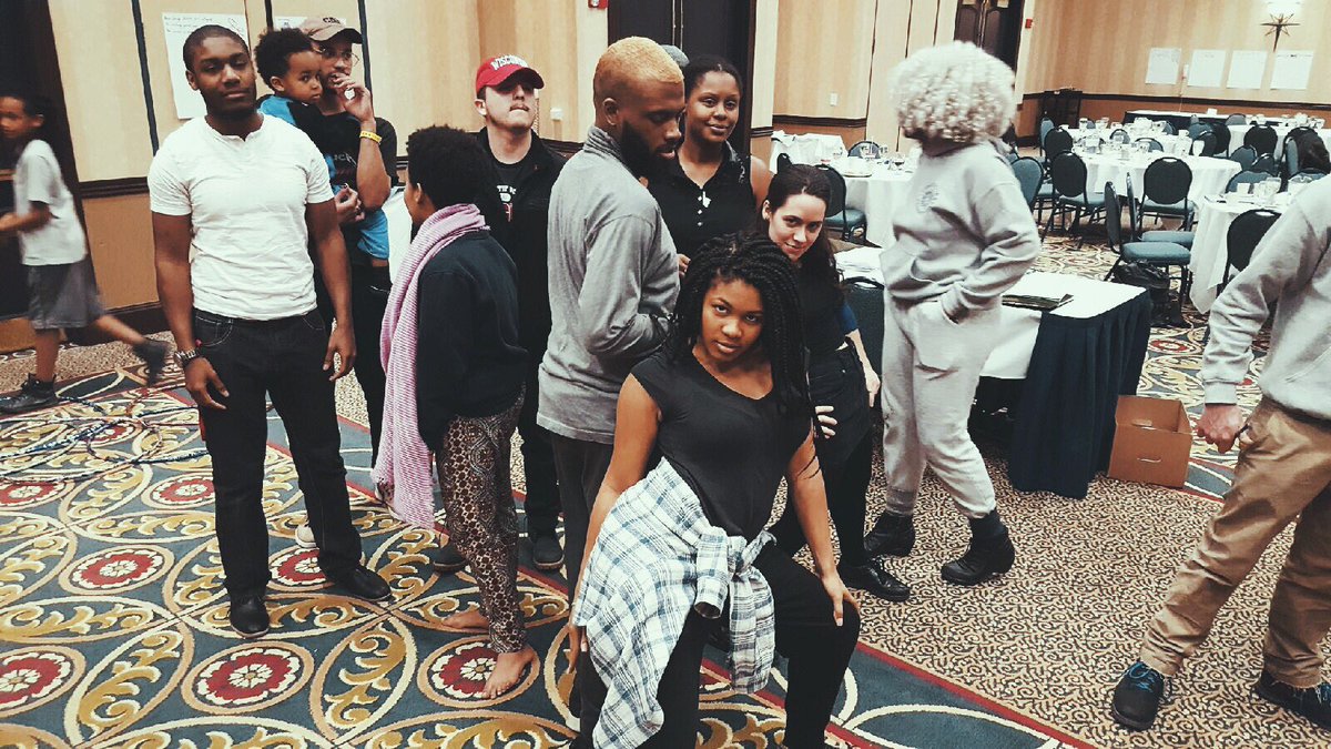 omaifirstwave's tweet photo. Day 1 re-cap:
"This is a program that we turned into a family" #FirstWaveRetreat https://t.co/XWZBoch5Hb