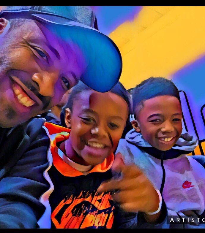 RicardoHandy's tweet photo. @RicardoHandy MY SON #rickyJR and MY NEPHEW #gerardJR at the #phs game. https://t.co/cqCuLEPon7