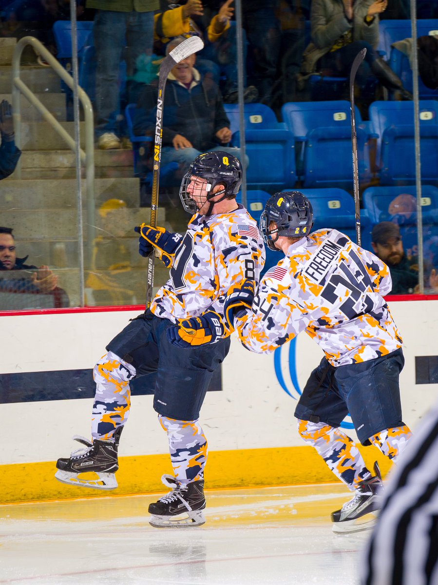 What a night! Your men's hockey team celebrated the 10th anniversary of the TD Bank Sports Center with a 5-2 victory over Arizona State!
