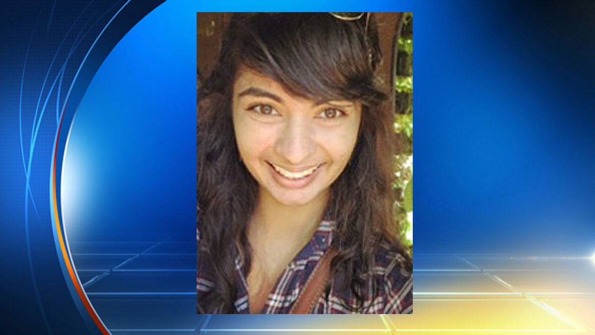 Teacher who shot water gun at image of Trump gets suspended bit.ly/2kvYTHW https://t.co/qDc98pqQVX