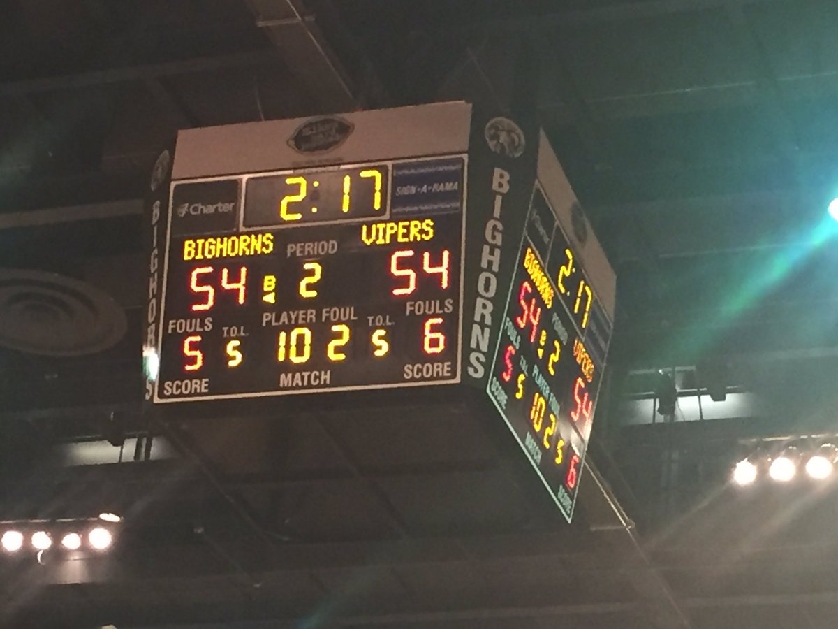 shellyellis4pe's tweet image. @ShapeNv with @Loomisphysed watching a little NBA development team game. @renobighorns