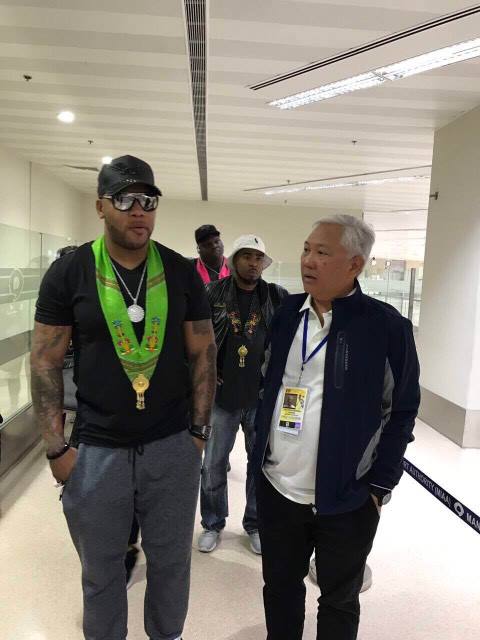 ABSCBNNews's tweet image. LOOK: American singer/rapper Flo Rida has arrived in the #Philippines for #MissUniverse coronation day | Photos from DOT