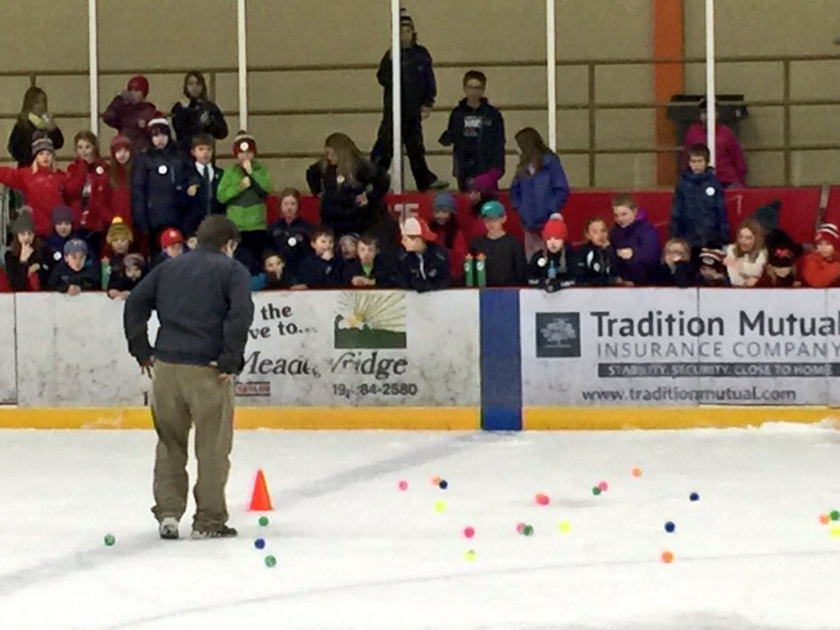 LittleFallsPS's tweet photo. A great night! Thx to our students & families, Herons Staff, Michele @PDHealthUnit, #LMHST & incredible community @stmlincolns! @KLCarlyle https://t.co/DqQIfE3dv0