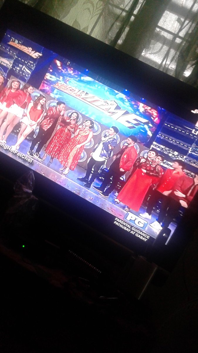 CieCiengkit's tweet photo. #ShowtimeKungHeiFatChoi https://t.co/Qn3uEaBHjJ